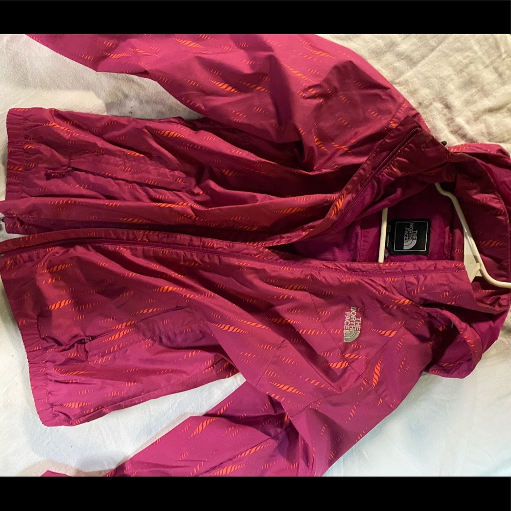 North Face rain/out door coat